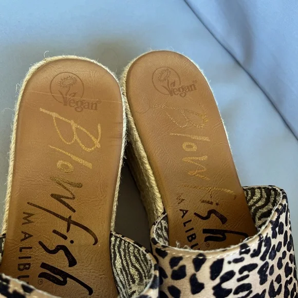 Blowfish Malibu Vegan Sandals - Picture 4 of 5